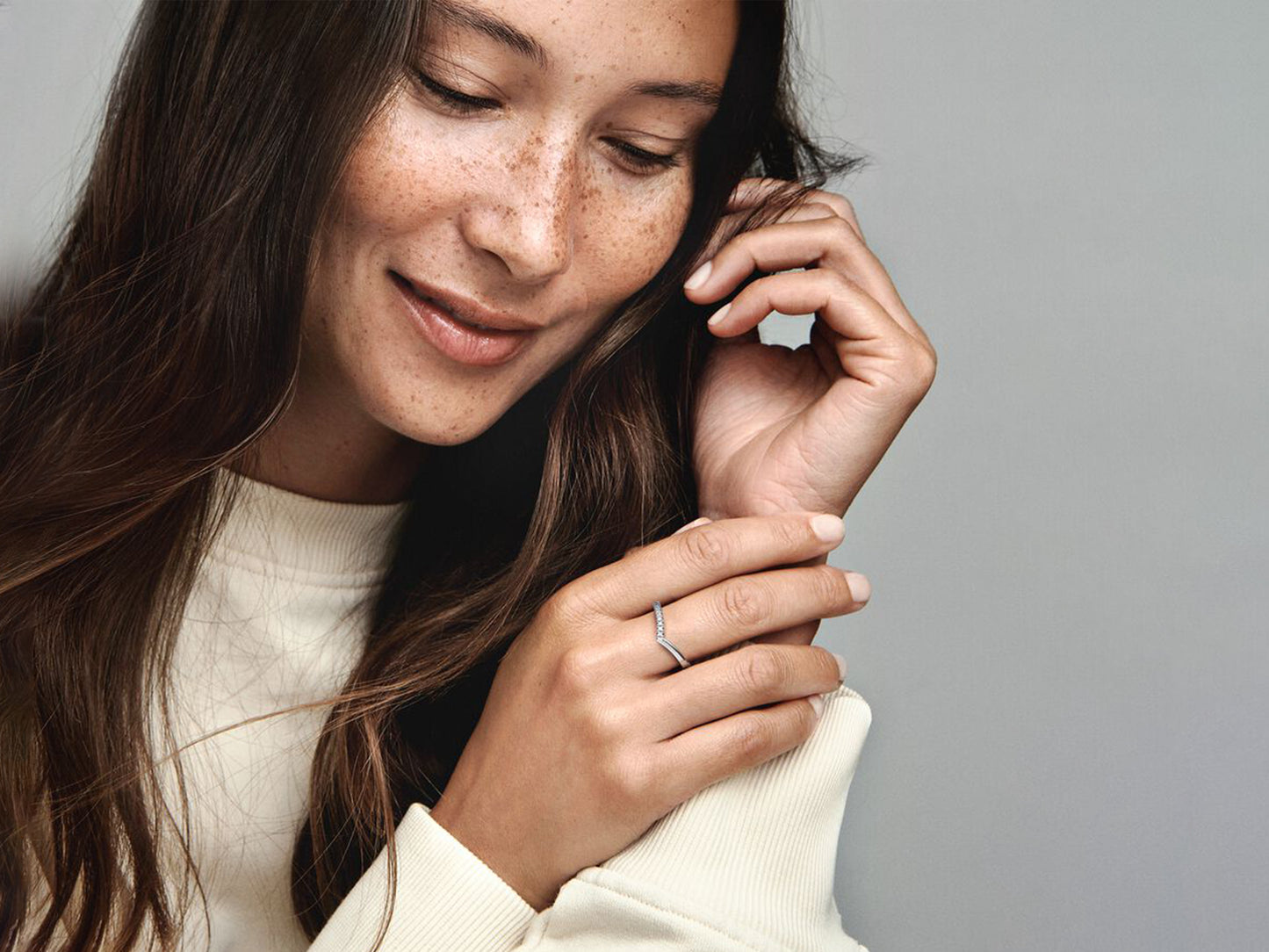 Timeless Wish Half Sparkling Ring