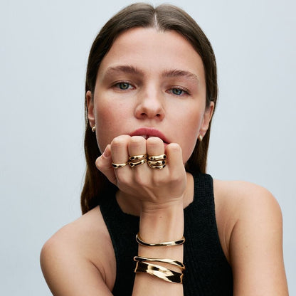 Statement Gold Bangle