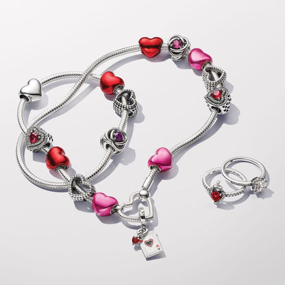 Disney Villains Queen of Hearts Charm