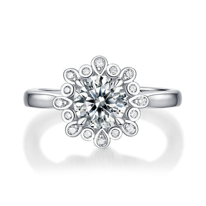 Sophisticated Adjustable Ring with Moissanite