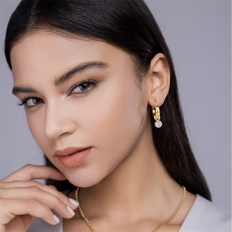 Refined Geometric Moissanite Stud Earrings