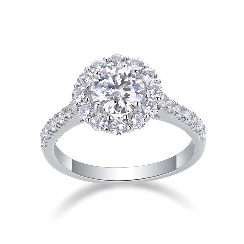 Round Moissanite Ring in 925 Silver