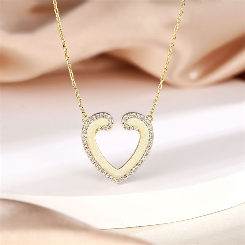S925 Gold-Plated Sterling Silver Heart Pendant Necklace - Elegant Love Charm with Zirconia Accents