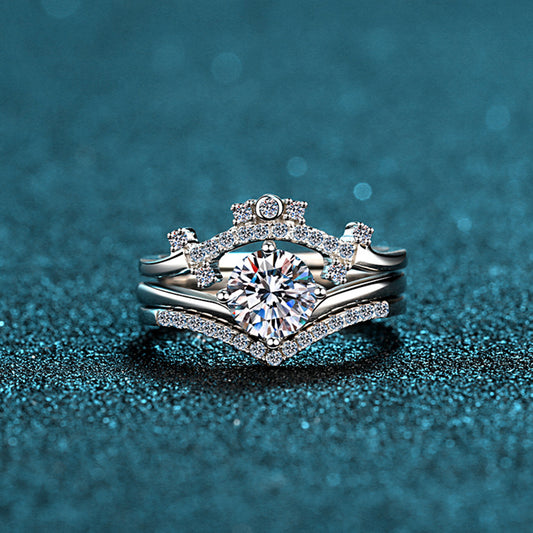 S925 Sterling Silver 0.80ct Moissanite Four-Prong Crown Ring with Triple-Wear Design