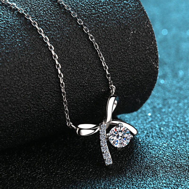 S925 Sterling Silver Bow Pendant Necklace - 0.5CT Moissanite Four-Prong Collarbone Chain