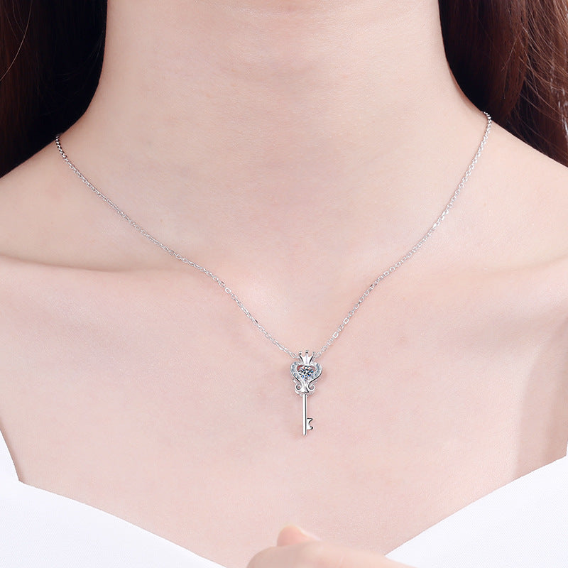 S925 Sterling Silver Crown Pendant Necklace - 0.3CT Moissanite Dainty Collarbone Chain