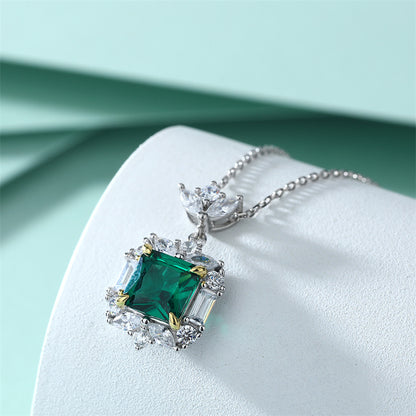 S925 Sterling Silver Emerald Zircon Pendant Necklace - Elegant Green Gemstone Collarbone Chain