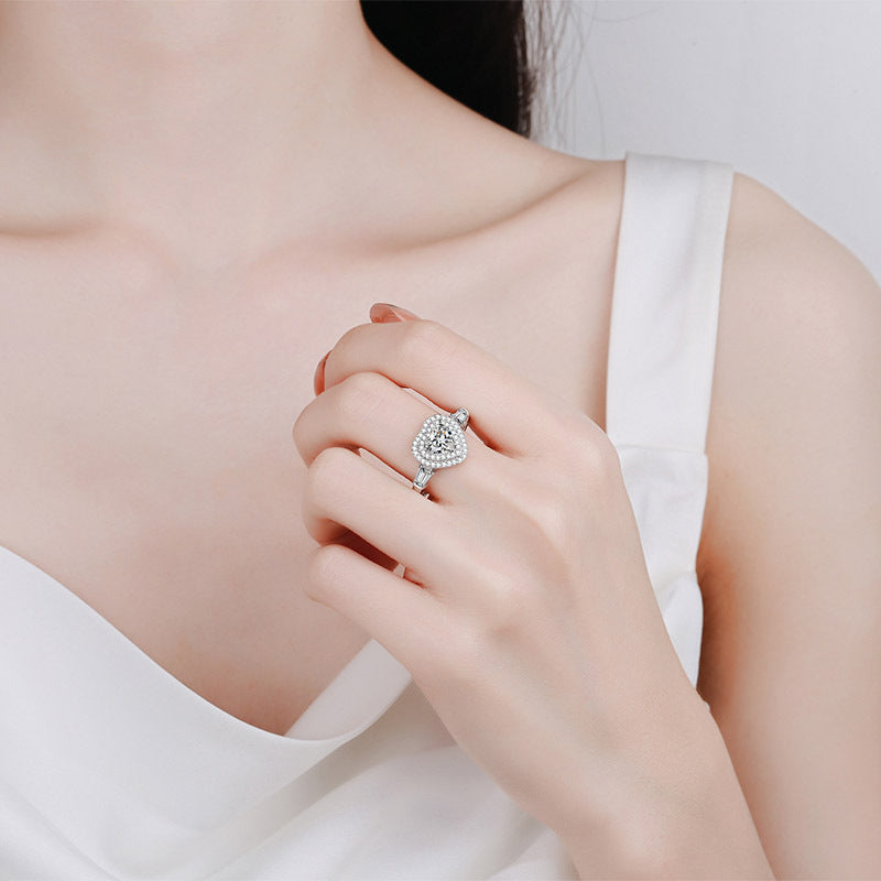 S925 Sterling Silver Heart-Shaped 1ct Moissanite Bezel Ring with PT950 Gold Plating