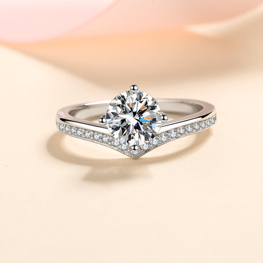 S925 Sterling Silver Heart-Shaped Moissanite Micro-Pavé Ring with Lucky Motifs