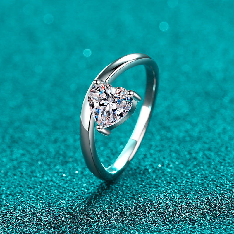 S925 Sterling Silver Heart Moissanite Ring - Minimalist Halo Solitaire Ring for Women