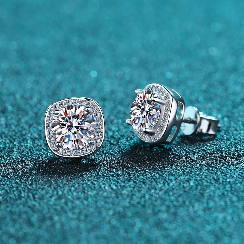S925 Sterling Silver Leaf Moissanite Stud Earrings Plated with Pt950 Gold - Exotic Floral Inspired Jewelry