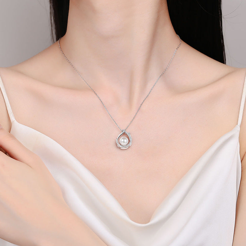 S925 Sterling Silver Moissanite & Pearl Necklace - Elegant 9-Point U-Shaped Layered Choker for Professional Women