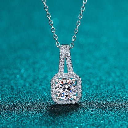 S925 Sterling Silver PT950-Plated Four-Prong Pendant Necklace - 0.5CT-2CT Moissanite Sachet Charm Collarbone Chain