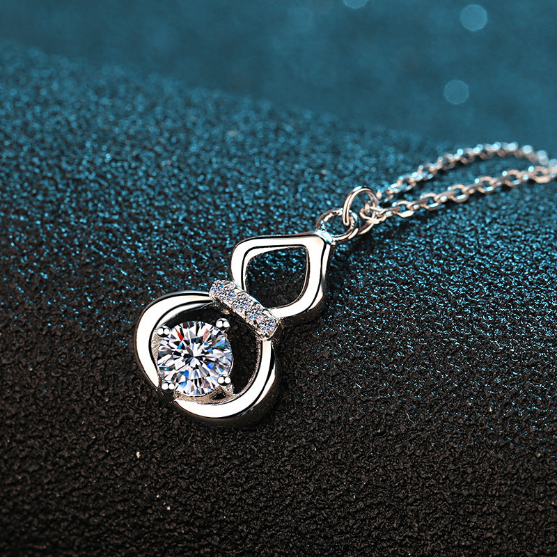 S925 Sterling Silver PT950-Plated Gourd Pendant Necklace - 0.5CT Moissanite Four-Prong Collarbone Chain