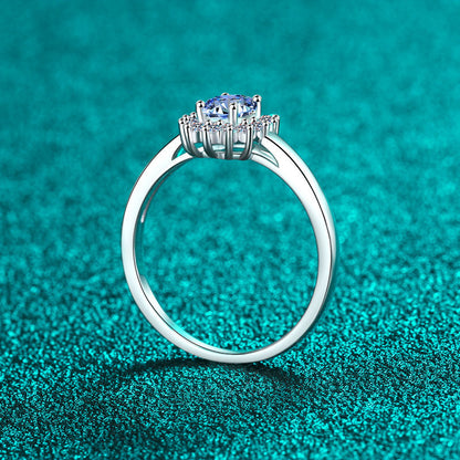 S925 Sterling Silver PT950 Gold Plated 0.50ct Blue Moissanite "Pigeon Egg" Ring with Avocado Motif