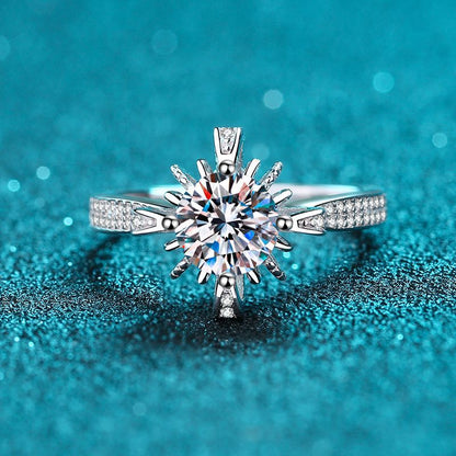 S925 Sterling Silver PT950 Platinum Plated Micro-Pavé 1ct Moissanite Floral Ring