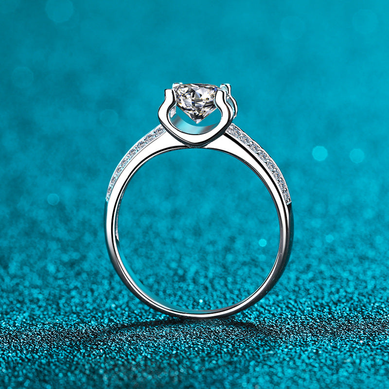 S925 Sterling Silver Plated PT950 Gold Bull Head Design Ring with Moissanite and Zircon Accents for Women