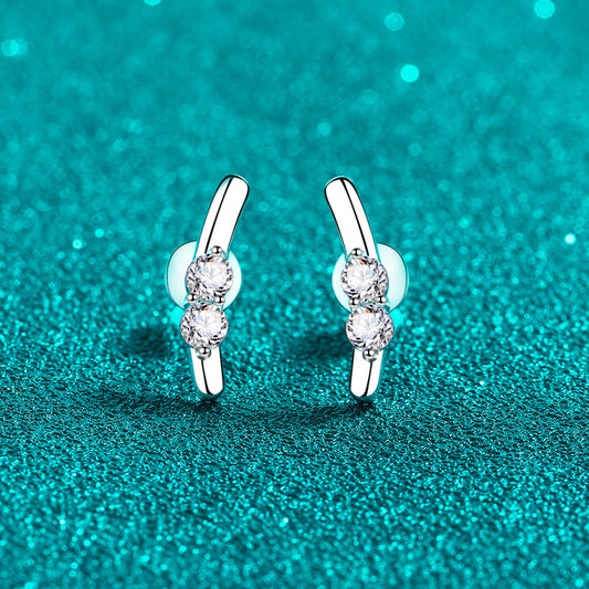 S925 Sterling Silver Rabbit Ear Moissanite Stud Earrings - 0.4CT Sweet & Playful