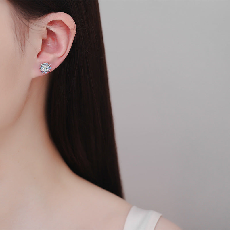 S925 Sterling Silver Snowflake Moissanite Stud Earrings - 0.7CT Floral-Inspired Minimalist Design