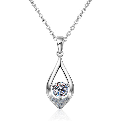 S925 Sterling Silver Teardrop Pendant Necklace - 0.5CT Moissanite Three-Prong Collarbone Chain