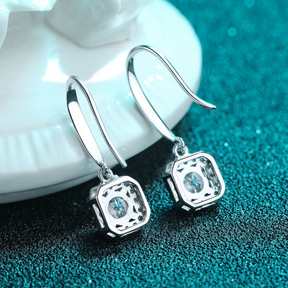 S925 Sterling Silver Women's Stud Earrings with PT950 Gold Plating & 1CT Moissanite – Geometric, Elegant, and Trendy