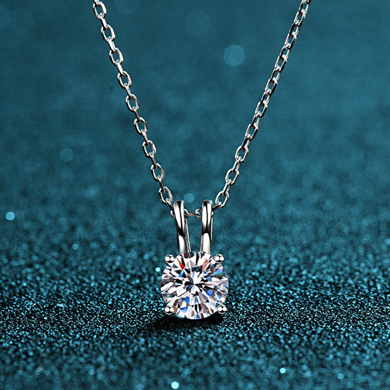 S925 Sterling Silver Rabbit Ear Bow Pendant Necklace - 0.8CT Moissanite Four-Prong Collarbone Chain