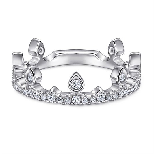 Princess Crown 925 Silver Ring - Elegant Zirconia-Encrusted Band for Women