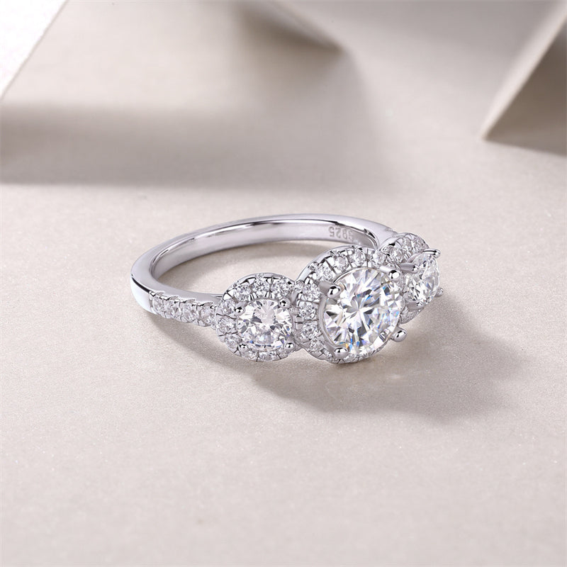 Sleek Circle Diamond Ring for Women