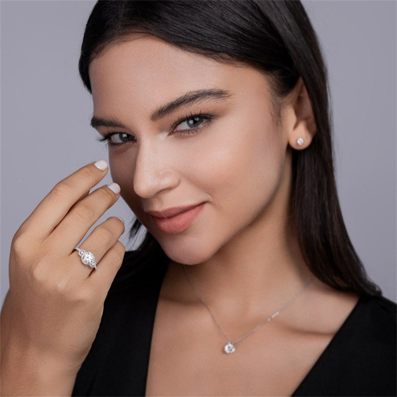 Sleek Circle Diamond Ring for Women