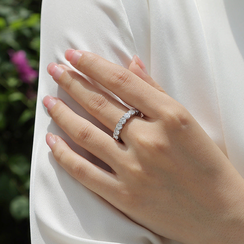 Sleek Geometric Design Ring for Women’s Everyday Style