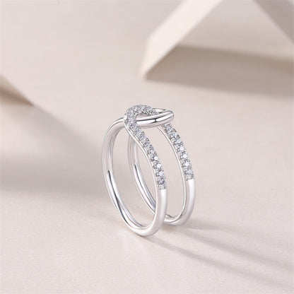 Sophisticated 925 Silver Ring with Round Moissanites