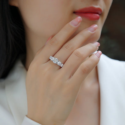 Sophisticated Round Cut Silver Ring with 1 Carat Stone