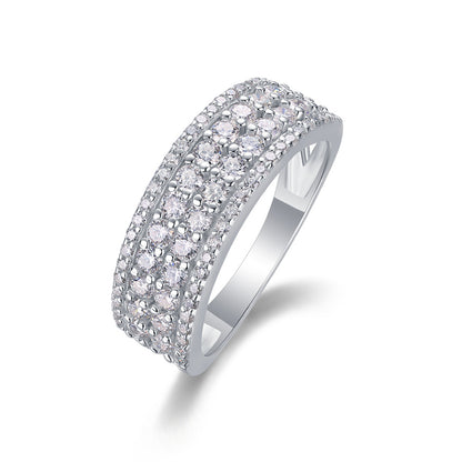 Sophisticated Round Diamond Ring in 925 Silver