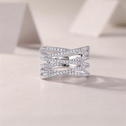 Sophisticated Round Diamond Ring in 925 Silver