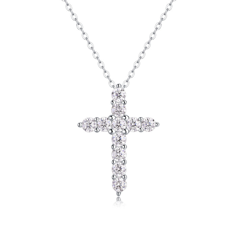 Sophisticated Unisex Necklace with Cross Design
