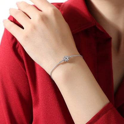 Sophisticated Women's Geometric Bracelet for Professional Style