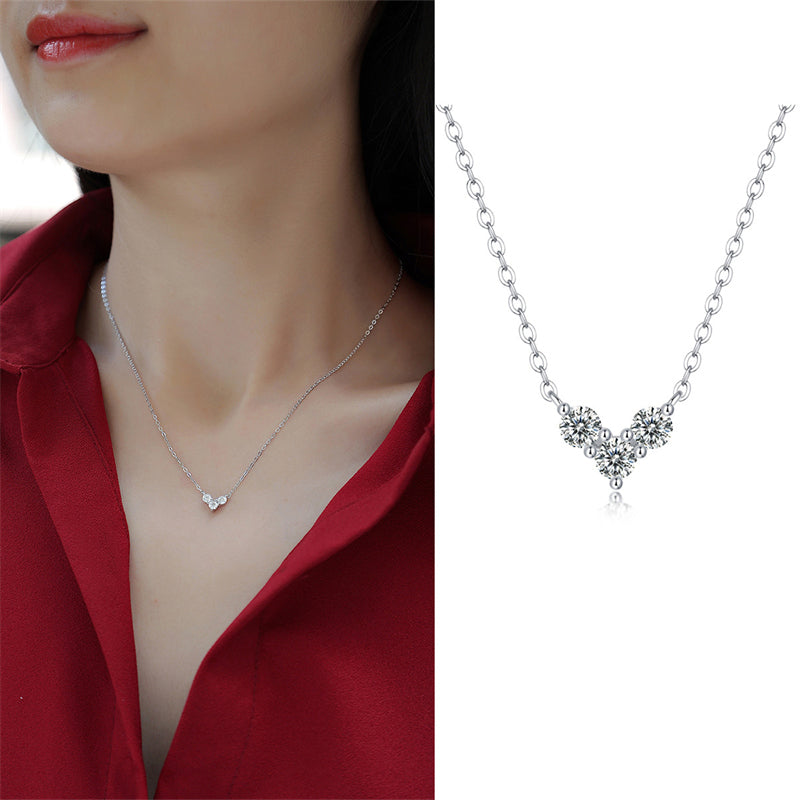 Sophisticated Women's Necklace with Heart Design