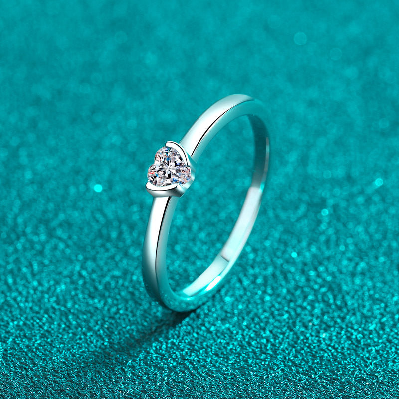 Sterling Silver Heart-Shaped 30pt Moissanite Ring Plated with PT950 Rhodium