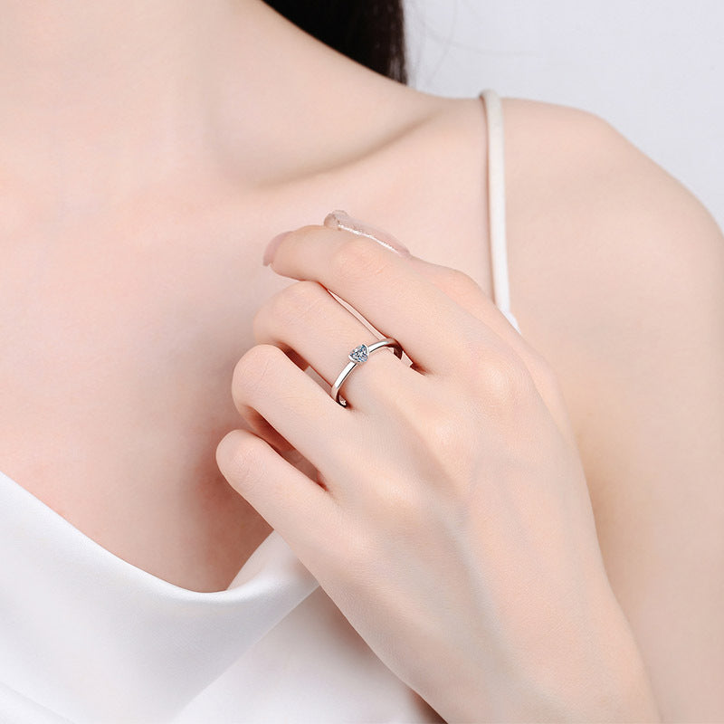 Sterling Silver Heart-Shaped 30pt Moissanite Ring Plated with PT950 Rhodium