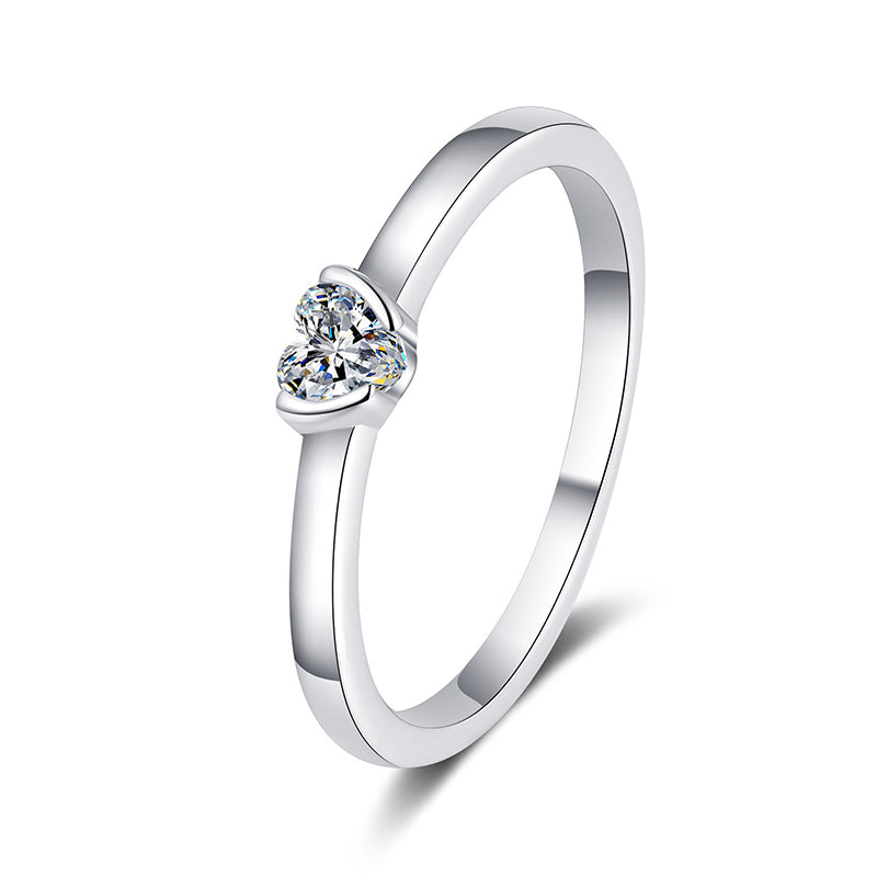 Sterling Silver Heart-Shaped 30pt Moissanite Ring Plated with PT950 Rhodium