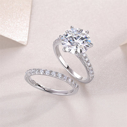 Stunning Circle Diamond Ring for Women