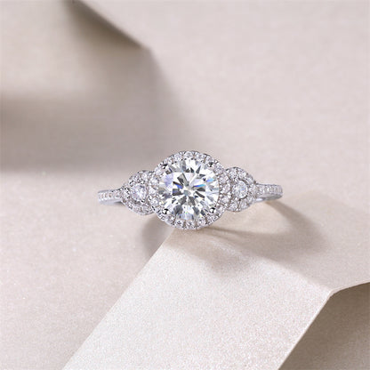 Stylish 925 Silver Ring with 1 Carat Moissanite
