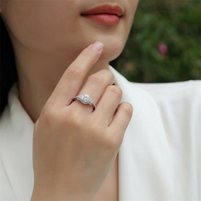 Stylish 925 Silver Ring with 1 Carat Moissanite