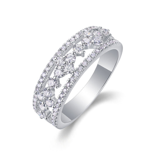 Stylish Round Shape Diamond Ring
