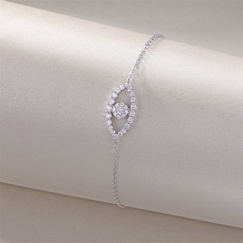 Stylish Women's Moissanite Bracelet with Geometric Design