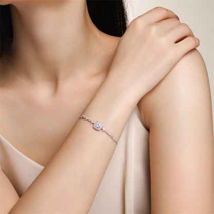 Stylish Women's Moissanite Bracelet with Geometric Design