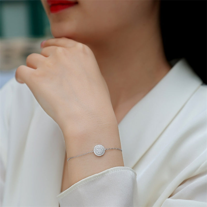 Stylish Women's Moissanite Bracelet with Geometric Design