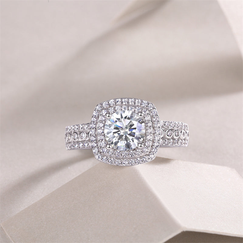 Timeless Geometric Moissanite Band for Women