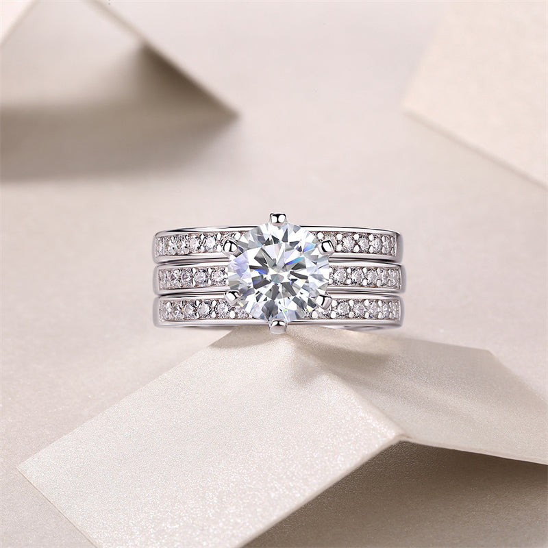 Timeless Geometric Moissanite Band for Women and Men