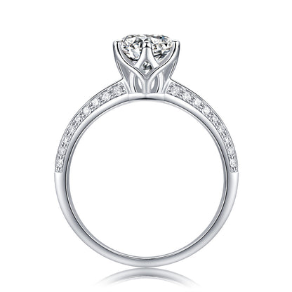Timeless Moissanite Ring in 925 Silver